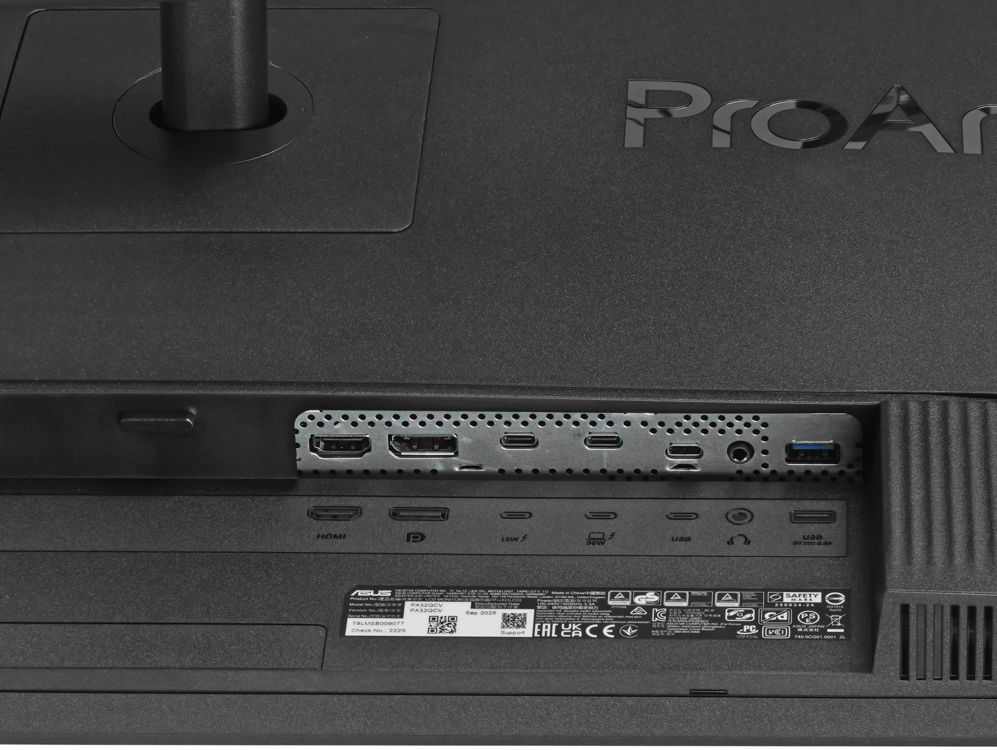 Монитор Asus 31.5" ProArt PA32QCV черный IPS LED 16:9 HDMI M/M матовая HAS Piv 1500:1 350cd 178гр/178гр 6016x3384 60Hz DP 6K USB 9.3кг — миниатюра 6