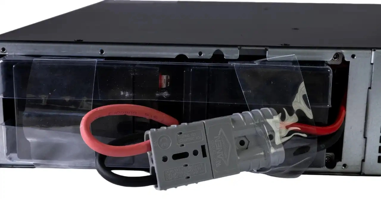Источник бесперебойного питания Systeme Electriс SRT SRTSE3000RTXLIG2 3000Вт 3000ВА черный Gen 2 — миниатюра 2
