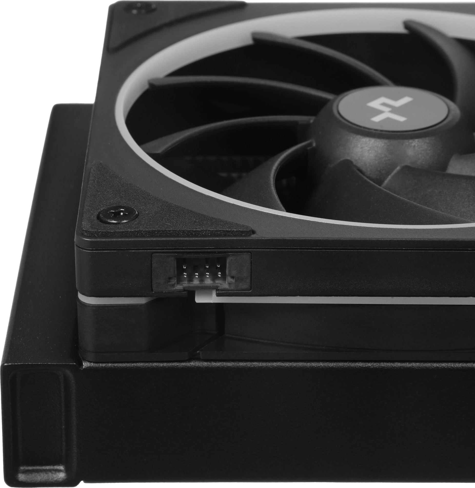 Система водяного охлаждения Deepcool LM360 ARGB Soc-AM5/AM4/1200/1700/1851 черный 4-pin 19-36dB Al LCD 250W 1729gr Ret (R-LM360-BKDMMC-1) — миниатюра 10