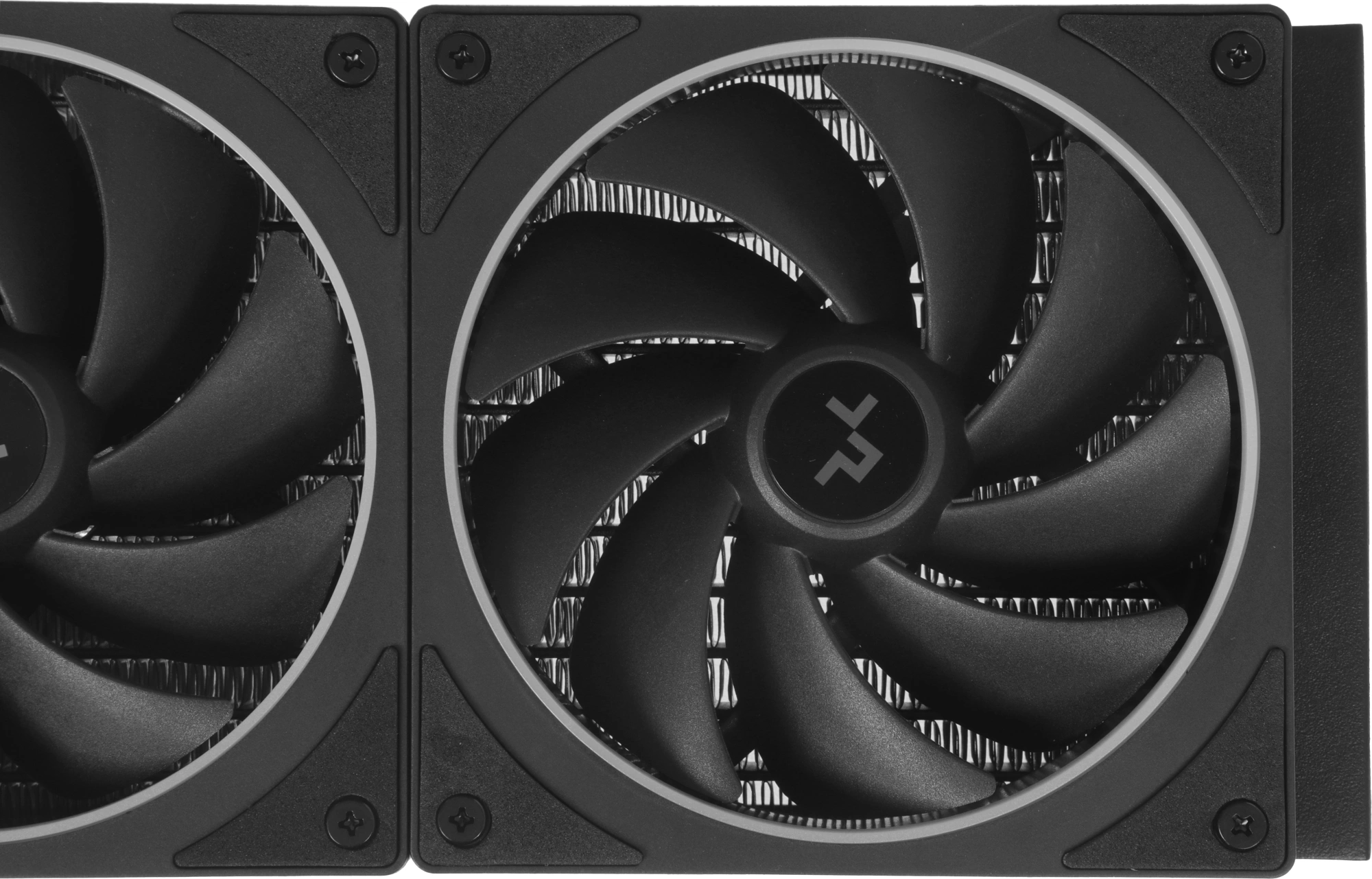 Система водяного охлаждения Deepcool LE360 PRO ARGB Soc-AM5/AM4/1200/1700/1851 черный 4-pin 19-33dB Al 300W 1817gr Ret (R-LE360PRO-BKAMMC-G-1) — миниатюра 7