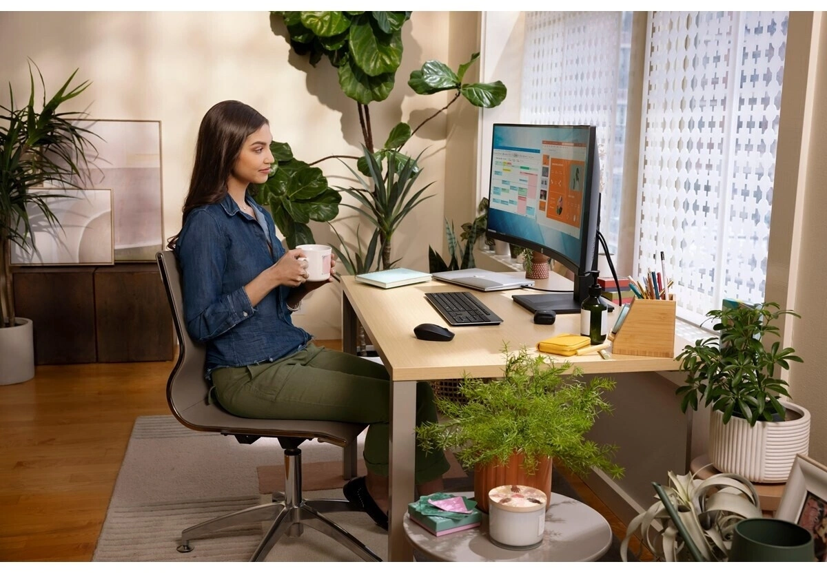 Монитор HP 34" P34hc G4 черный VA 21:9 HDMI матовая HAS 250cd 178гр/178гр 3440x1440 100Hz DP 2K USB 10.51кг — миниатюра 7
