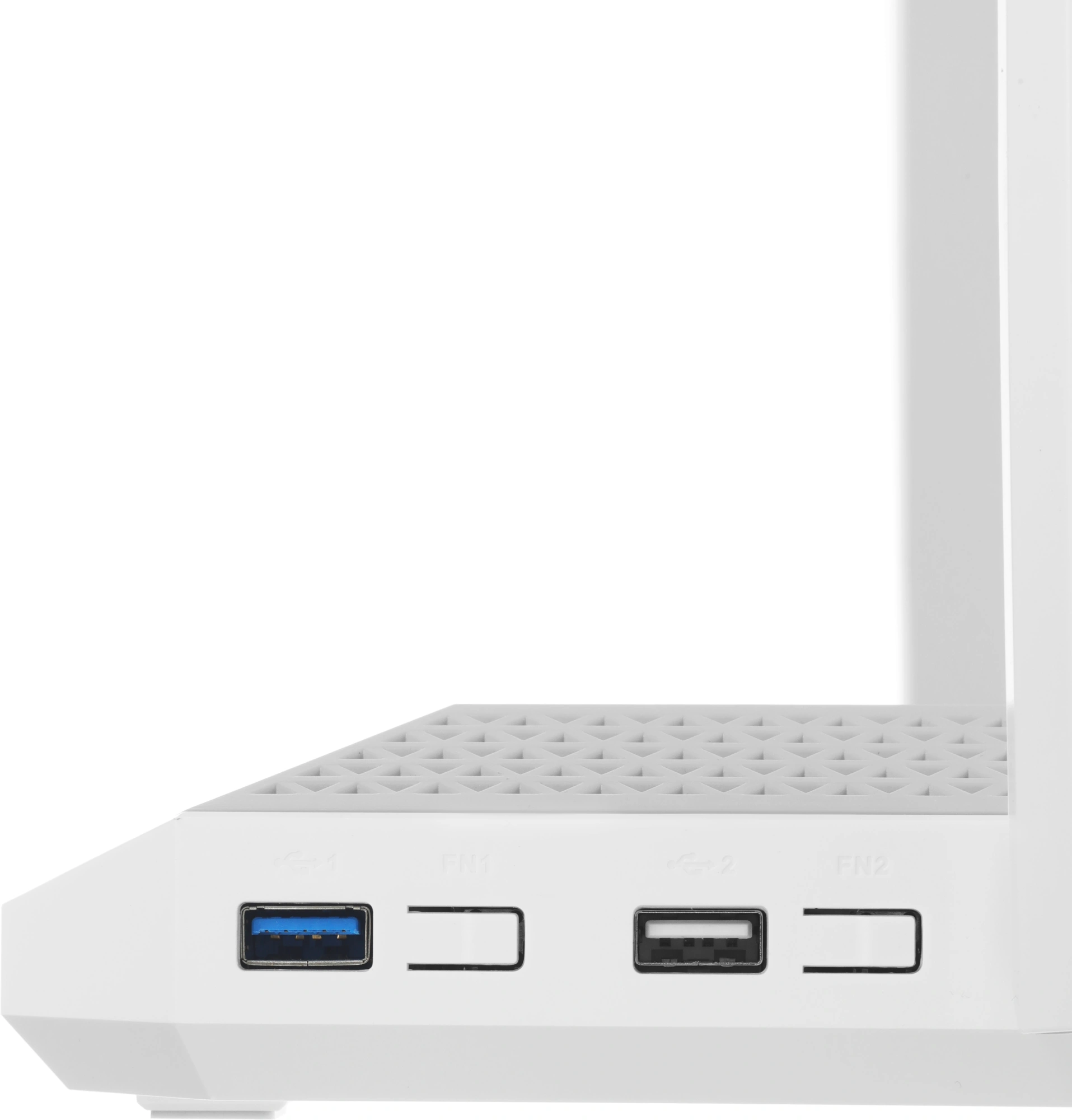 Роутер беспроводной Keenetic Netcraze Giga (NC-1012) AX3000 10/100/1000BASE-TX/SFP/4g ready белый — миниатюра 5