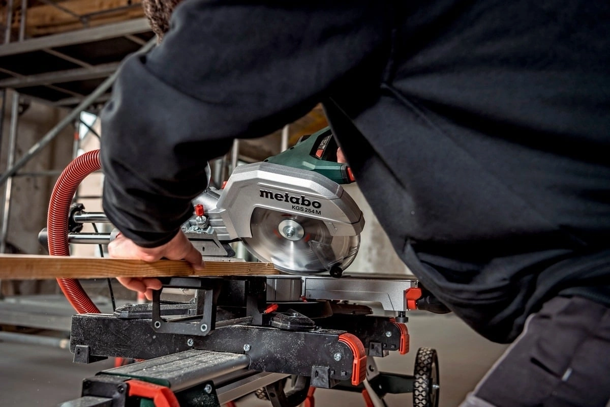 Торцовочная пила Metabo KGS 254 M set 1450Вт 5000об/мин d=254мм — миниатюра 3