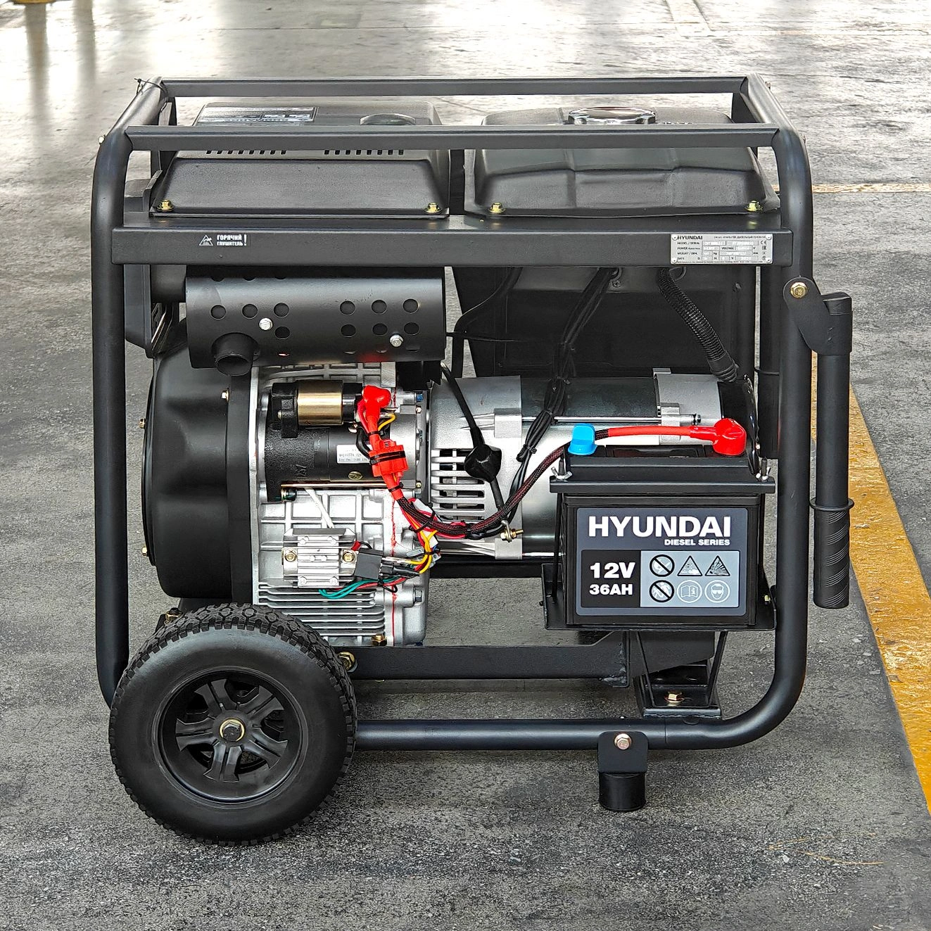 Генератор Hyundai DHY 10000LE-3 8.5кВт — миниатюра 4