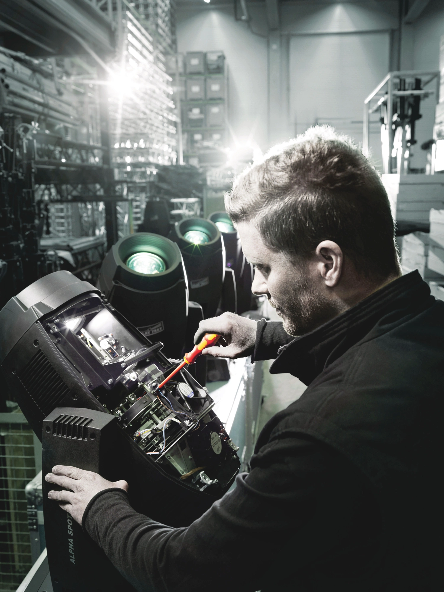 Отвертка Wera Kraftform Kompakt VDE 7 Universal 2 Tool Finder в компл.:7 предметов (WE-006601) — миниатюра 3