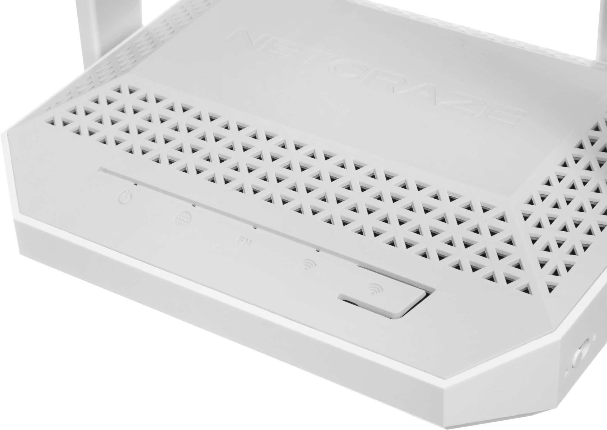 Роутер беспроводной Keenetic Netcraze Challenger (NC-3910) AX3000 100/1000/2500BASE-T белый — миниатюра 7