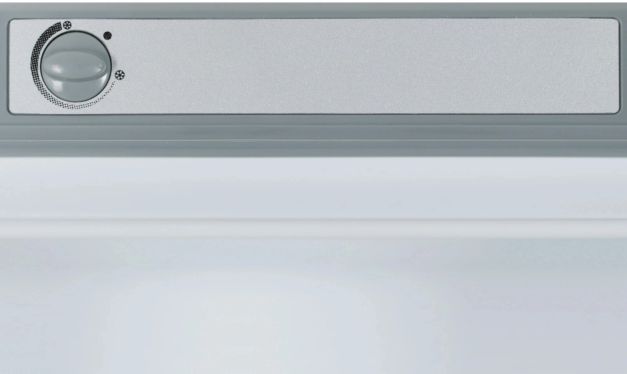 Холодильник Indesit ES 15 GA 2-хкамерн. серебристый — миниатюра 7