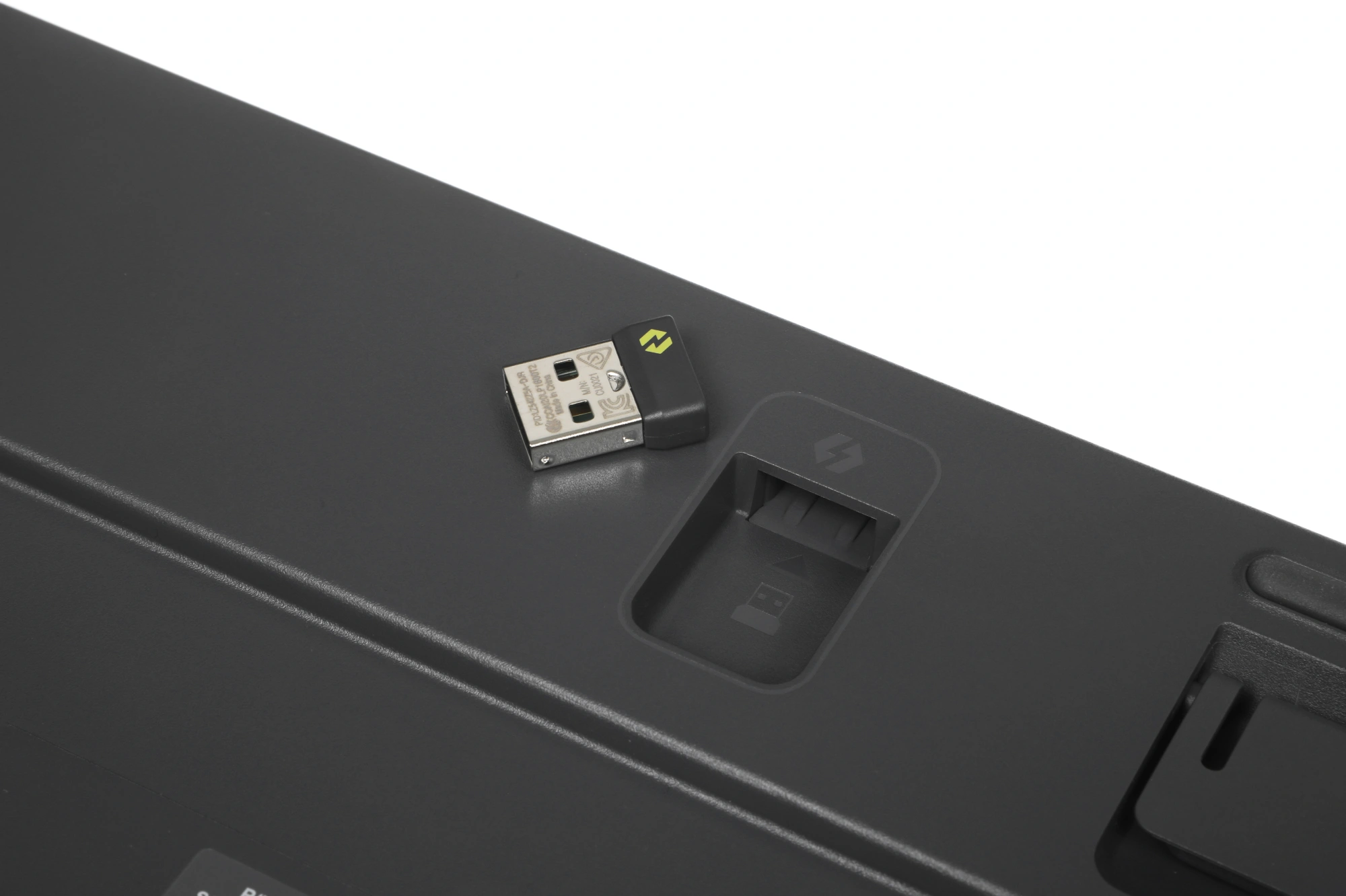 Клавиатура Logitech K868 механическая черный USB беспроводная BT/Radio (920-013912) — миниатюра 17