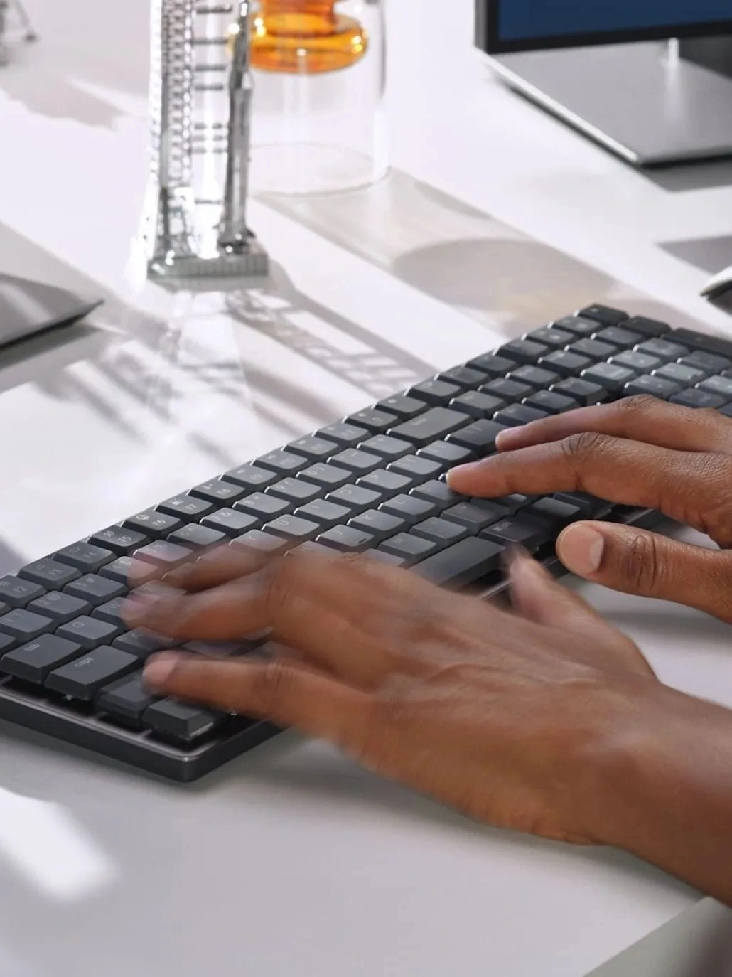 Клавиатура Logitech MX Mechanical механическая черный USB беспроводная BT/Radio slim LED (920-010766) — миниатюра 11
