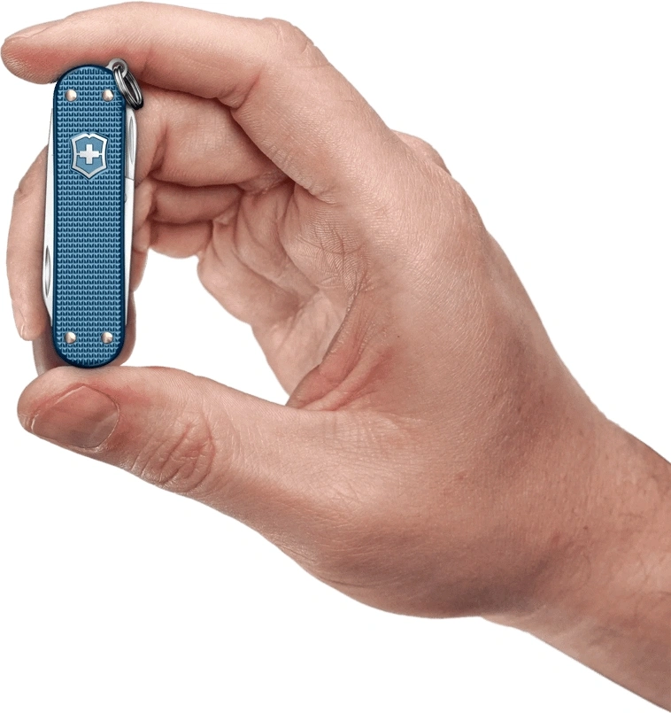 Нож перочинный Victorinox Classic SD Alox LE26 (0.6221.L26) 58мм 5функц. синий подар.коробка — миниатюра 6