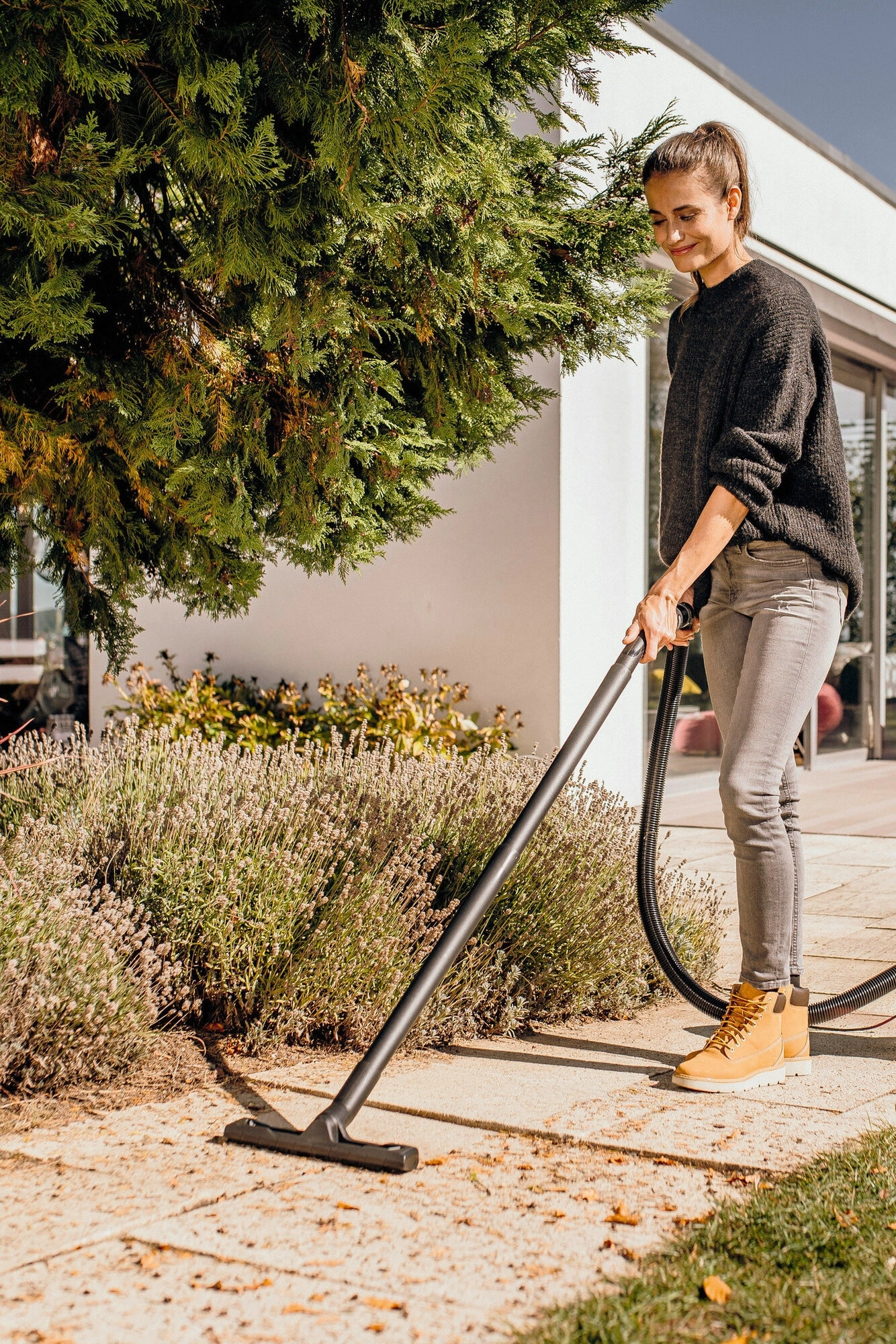 Строительный пылесос Karcher WD 3 V-17/4/20 1000Вт (уборка: сухая/влажная) желтый — миниатюра 6