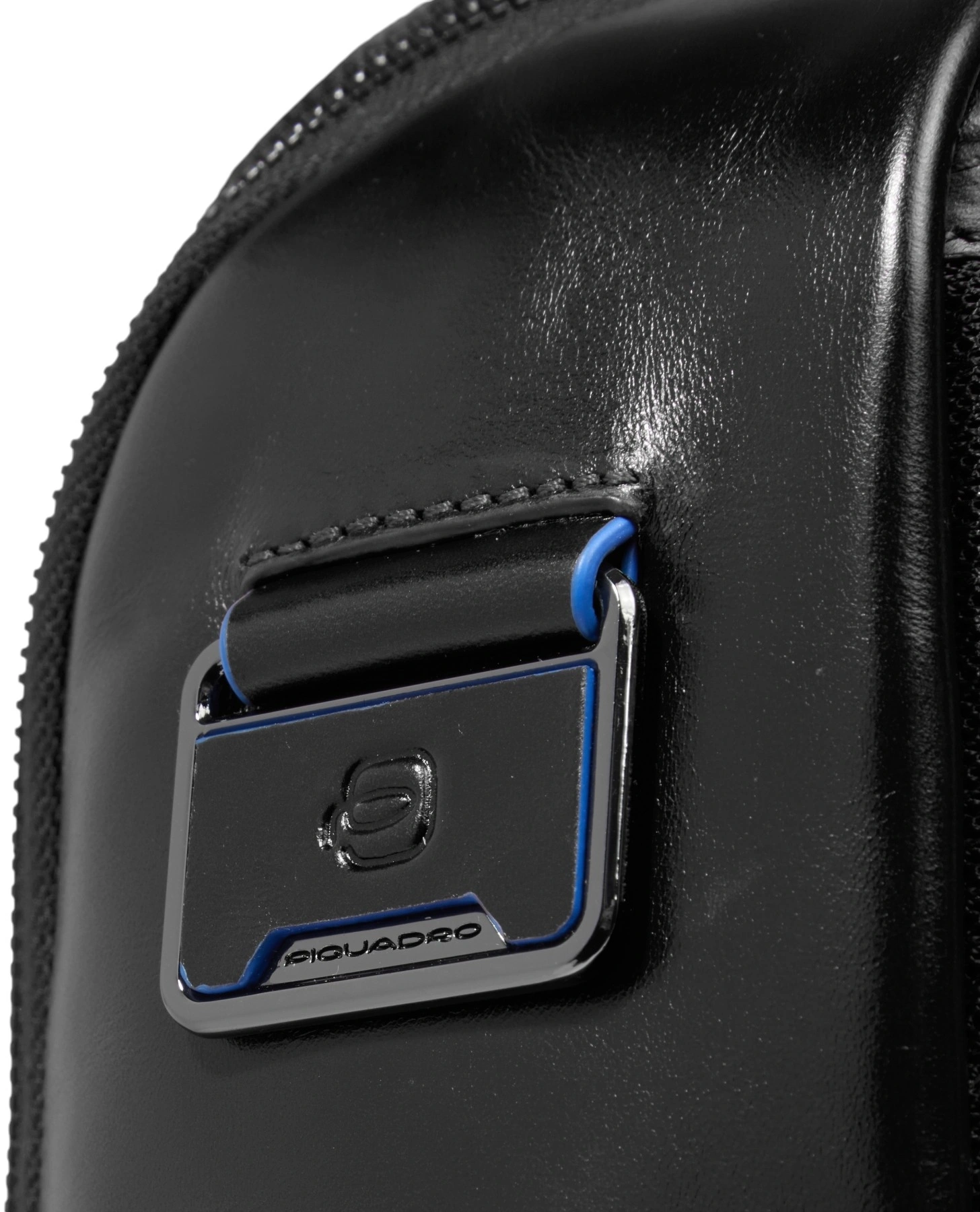 Рюкзак Piquadro Blue Square CA6858B2/N черный натур.кожа — миниатюра 4