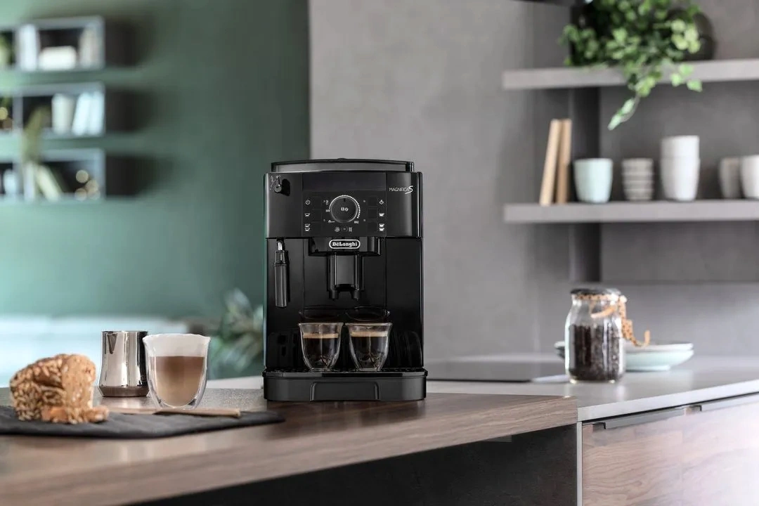 Кофемашина Delonghi Magnifica S ECAM12.121.B 1450Вт черный — миниатюра 5