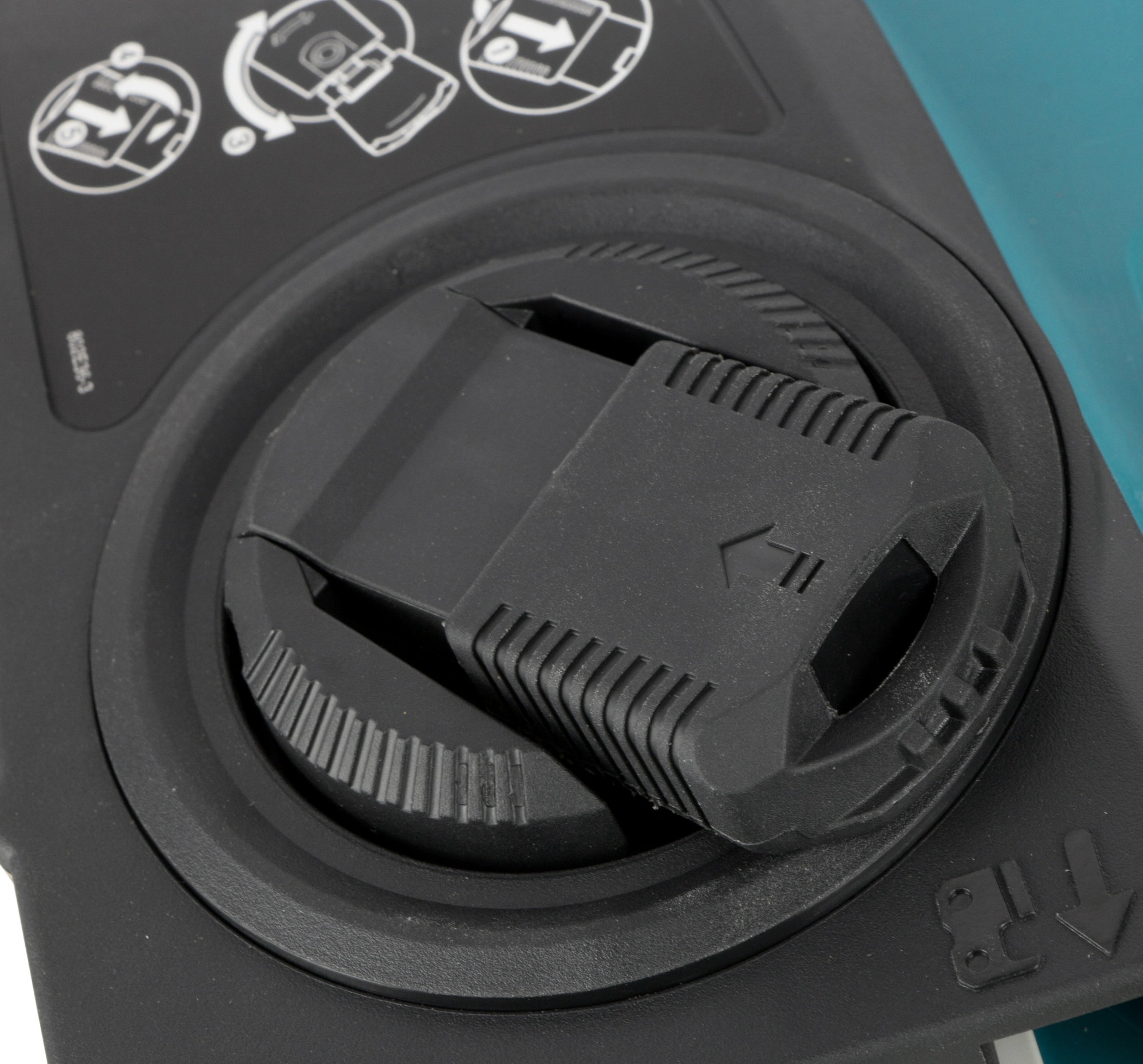 Цепная пила Makita UC3541A от сети 1800Вт дл.шины:14" (35cm) — миниатюра 9