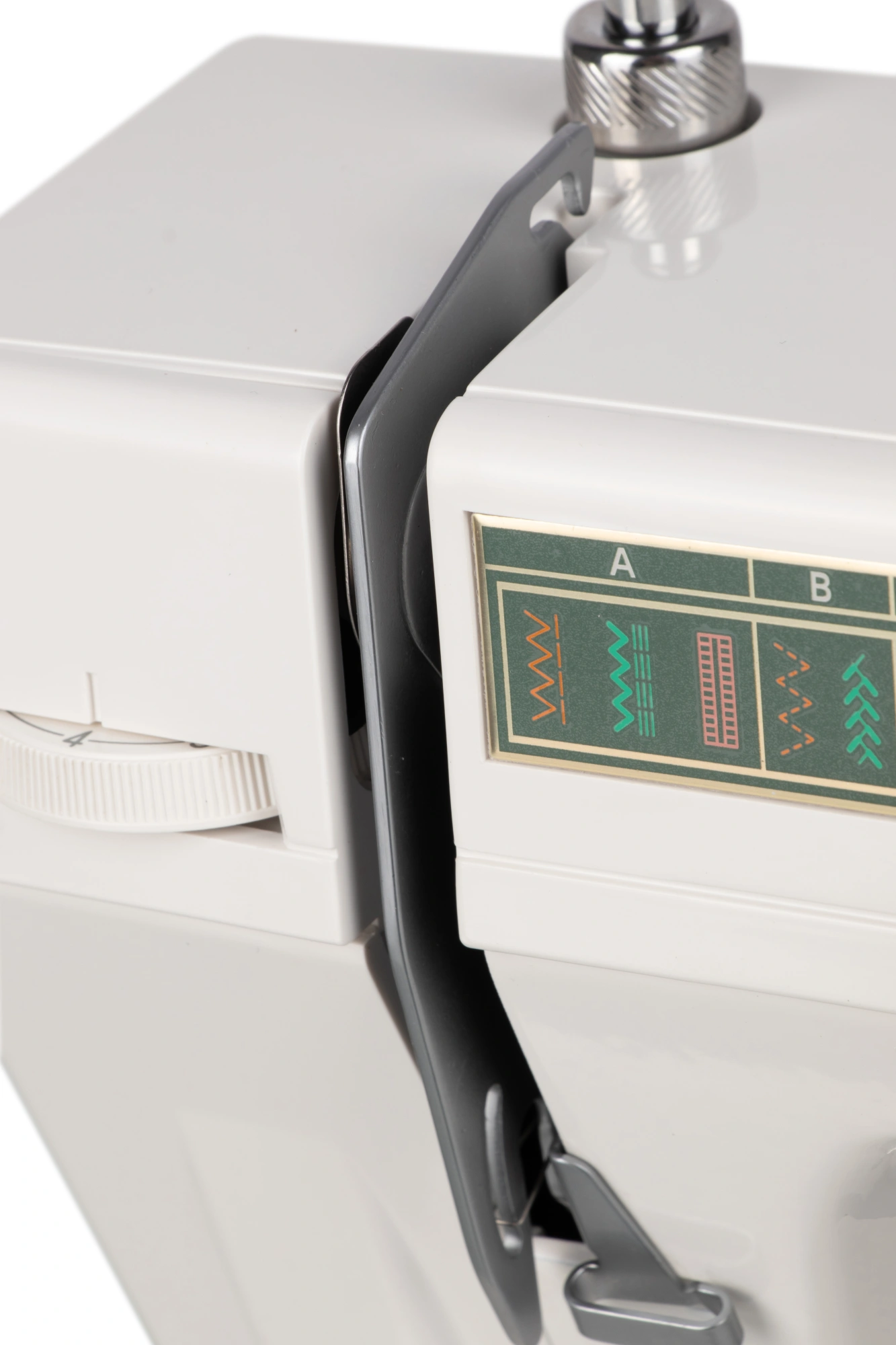 Швейная машина Janome 394 белый — миниатюра 6
