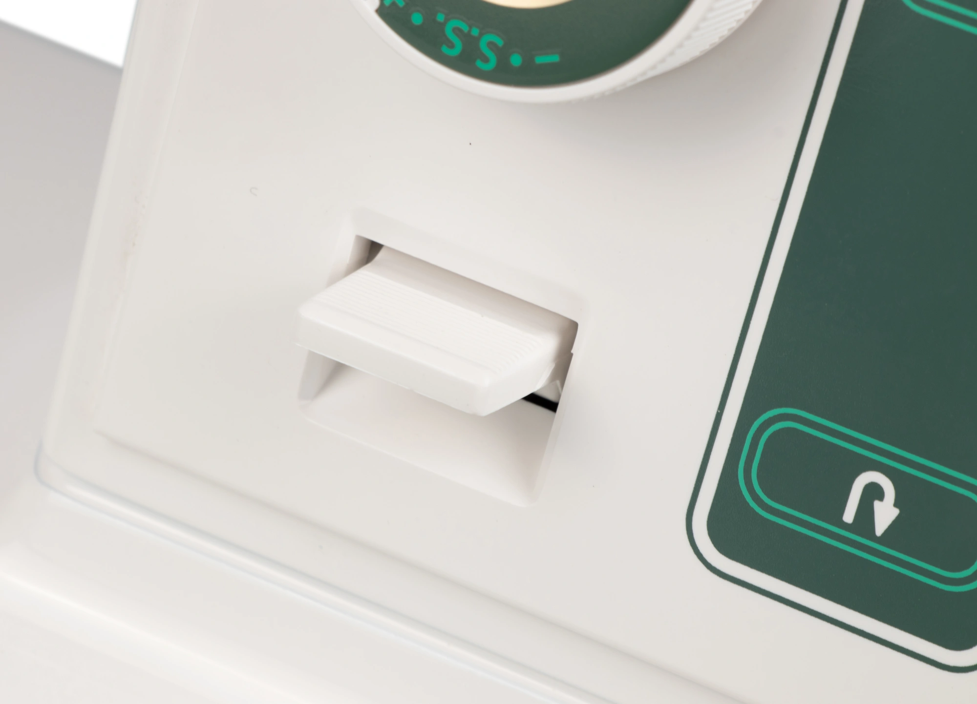 Швейная машина Janome 394 белый — миниатюра 10