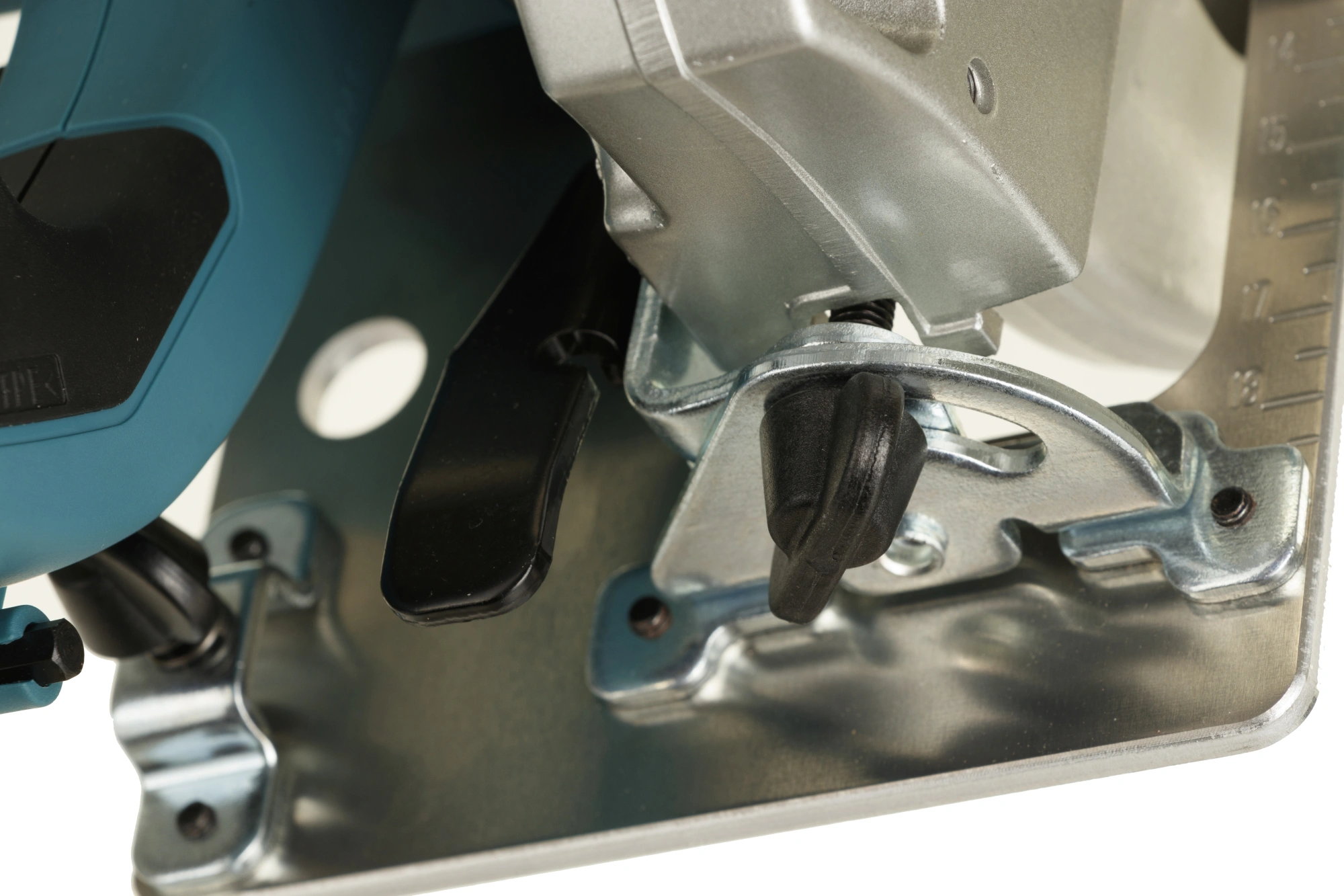 Циркулярная пила (дисковая) Makita HS6601 1050Вт (ручная) D диска.:165мм — миниатюра 9