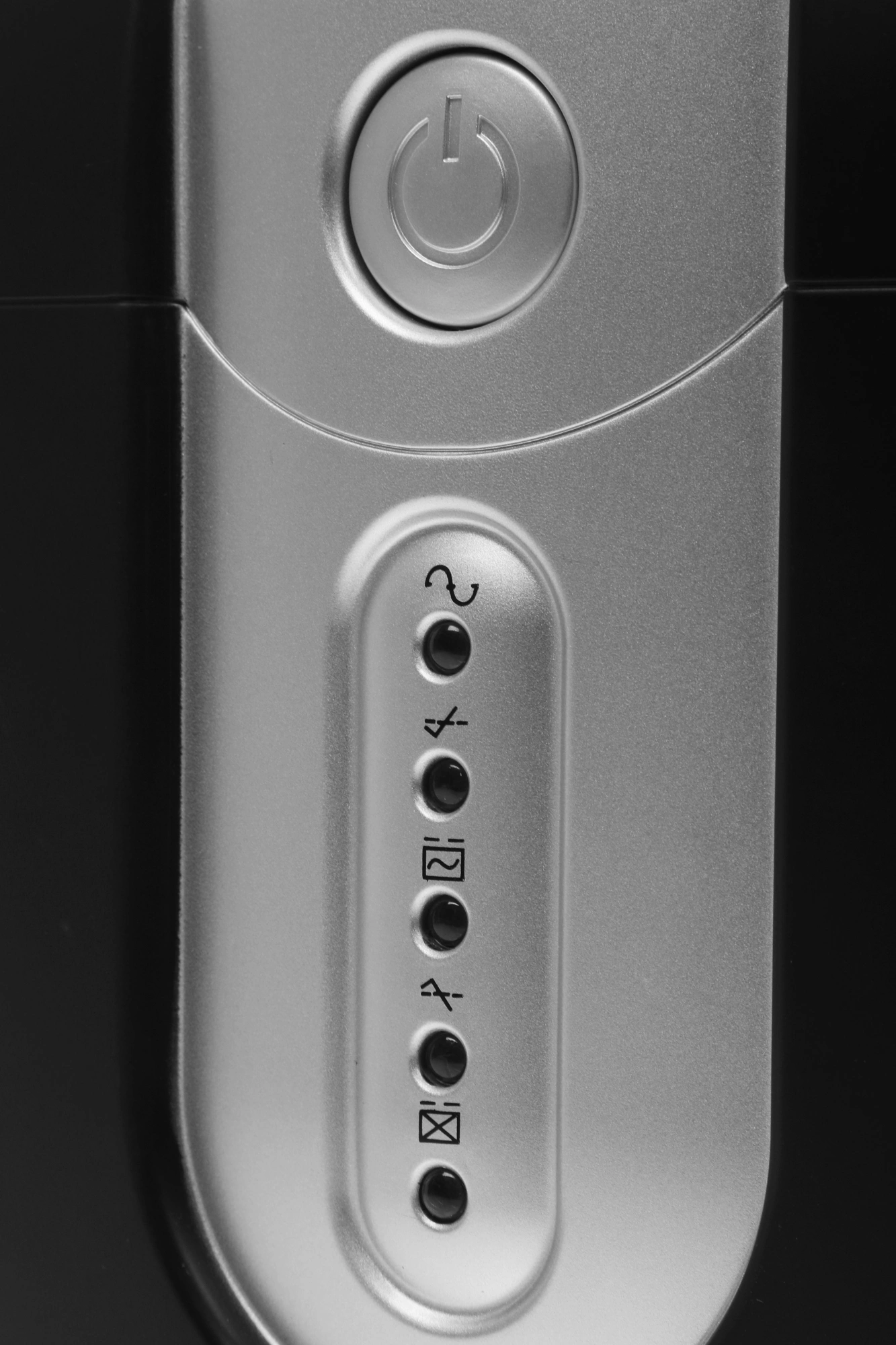 Источник бесперебойного питания Powercom Imperial IMP-2000AP 1200Вт 2000ВА черный — миниатюра 2