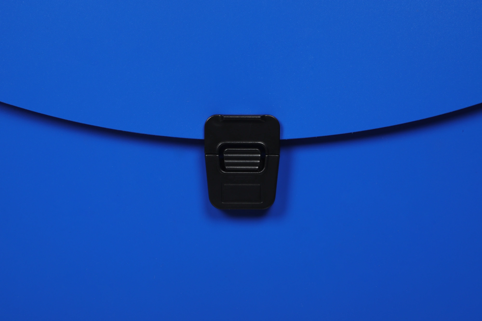 Портфель Бюрократ -BPP01BLUE 1 отдел. A4 пластик 0.7мм синий — миниатюра 3