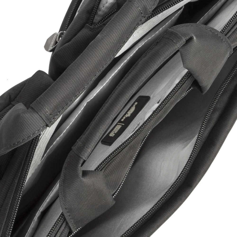 Сумка для ноутбука 16" Riva 8530 черный полиэстер (8530 BLACK) — миниатюра 6